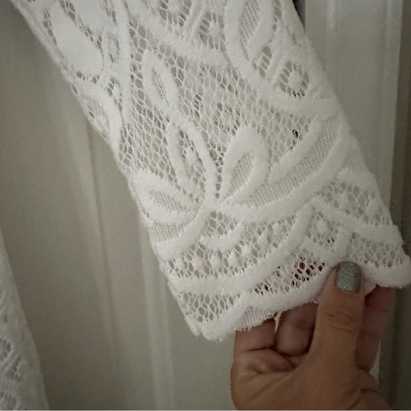 Lilly Pulitzer Mara Resort White Paradise Island Engineered Lace Dress Medium - Picture 7 of 14